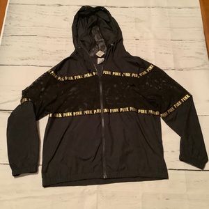 VS lightweight windbreaker